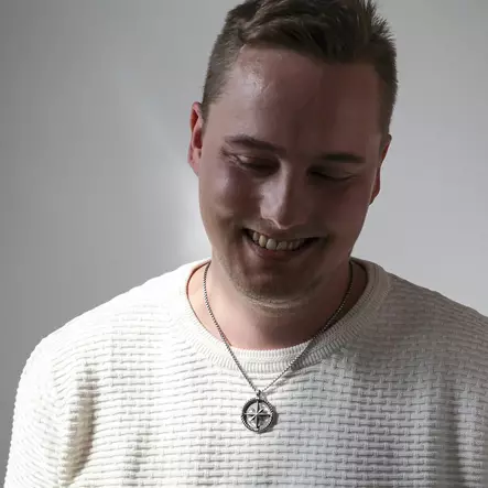 Lumoava Toivo riipus L56210100000 - Isänpäivä lahjaideat - L56210100000 - 2