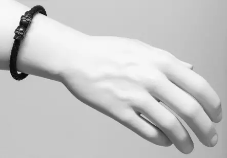 SH430 Skull nahkaranneke musta - Nahkaiset rannekorut - SH430 - 2