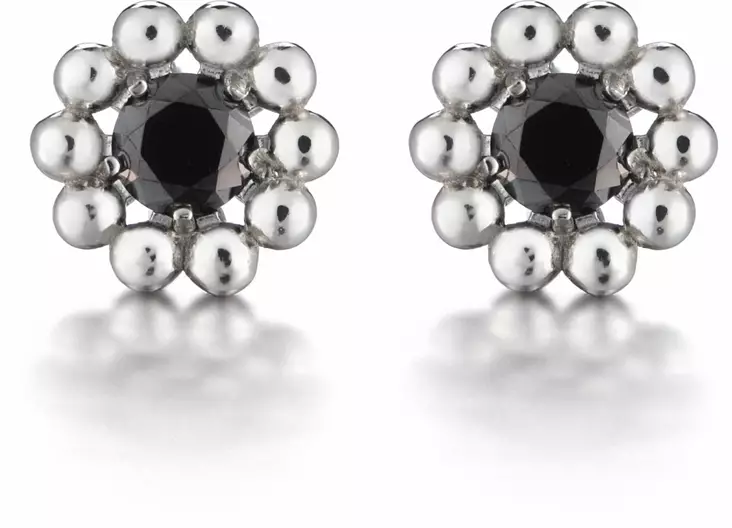 Lumoava Daisy korvakorut musta - Hopeiset korvakorut - L54238160000 - 1