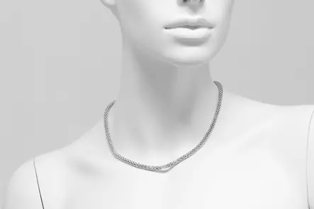 JE119_mallin kaulassa - Hopeiset kaulakorut - JE119-42 - 2