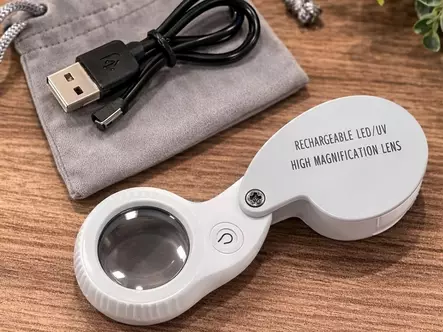 Kultasepän suurennuslasi LED, UV-valolla - Kellosepäntyökalut - Z9215 - 2
