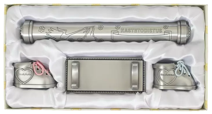 Syntym=C3=A4todistusputki ja ensihammas ja ensikihararasiat - Muut Kastelahjat - 078737 - 1