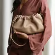 AARNI Linne Clutch-laukku Hiekka - Laukut - LINNE-HIEKKA - 5