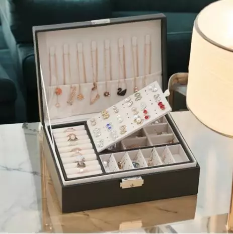 Korulaukku Musta  - Korurasiat - ZE155CZ - 1